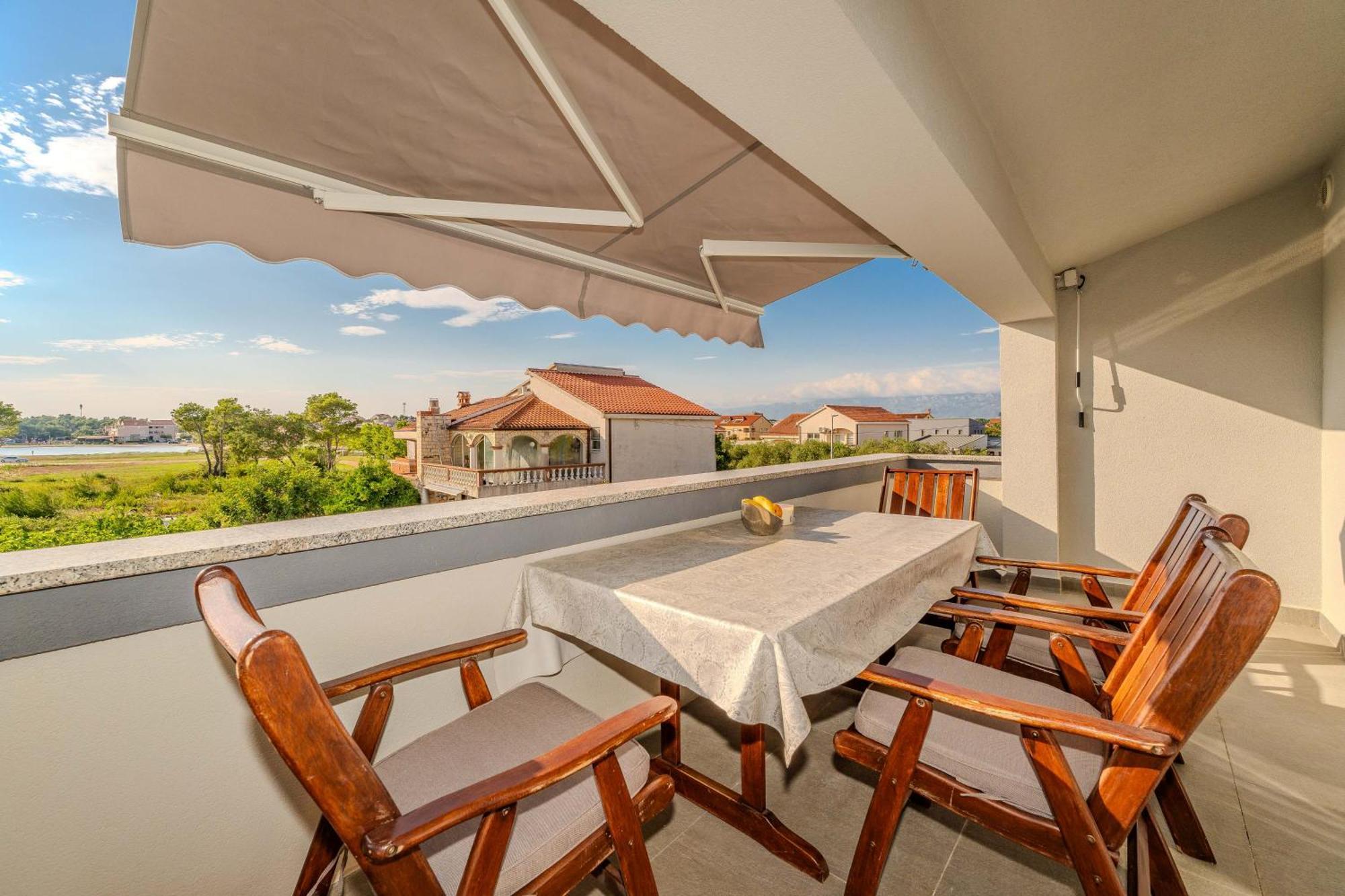 Apartments Dalmatia (Adults Only) Privlaka  Zewnętrze zdjęcie