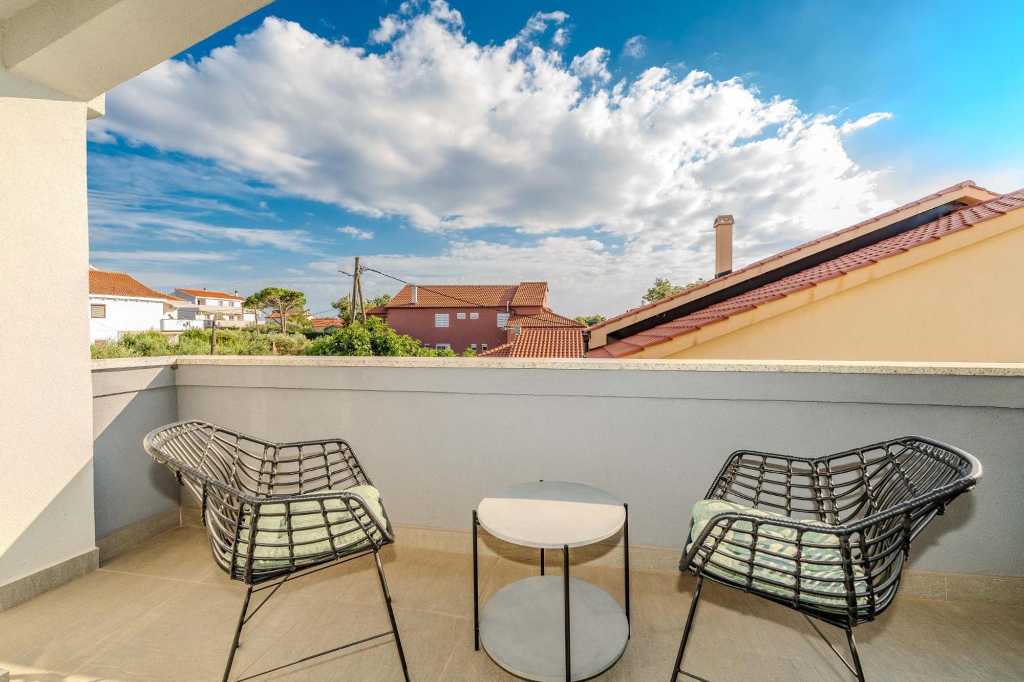 Apartments Dalmatia (Adults Only) Privlaka  Zewnętrze zdjęcie