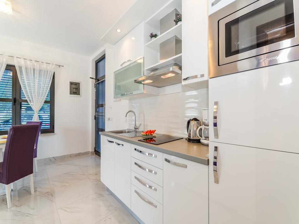 Apartments Dalmatia (Adults Only) Privlaka  Zewnętrze zdjęcie