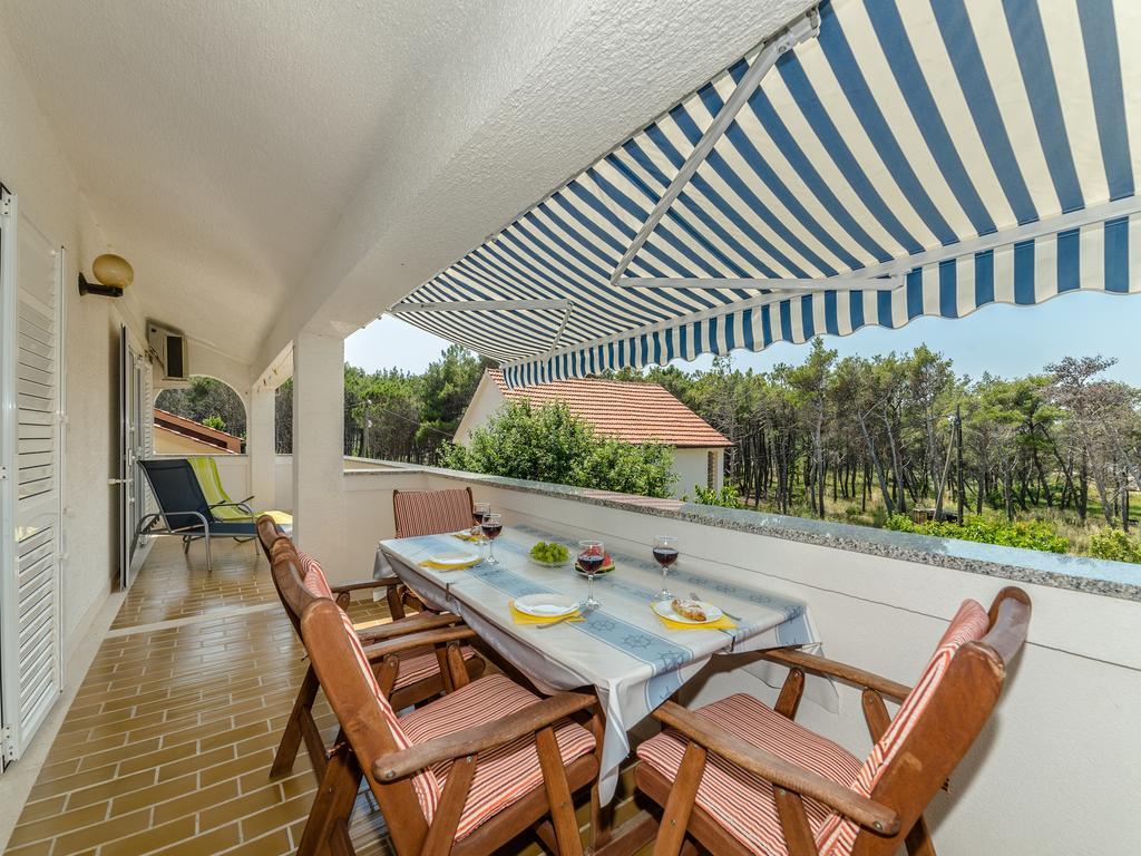 Apartments Dalmatia (Adults Only) Privlaka  Zewnętrze zdjęcie