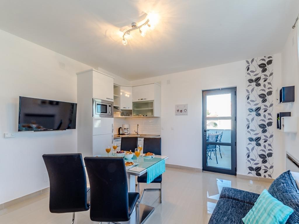 Apartments Dalmatia (Adults Only) Privlaka  Zewnętrze zdjęcie